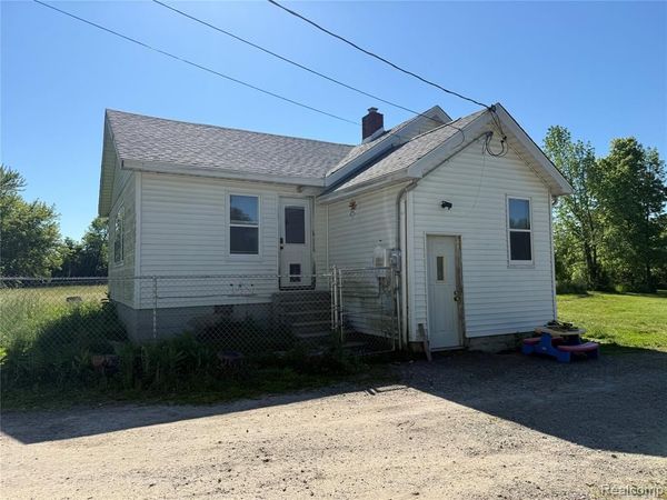 10323 Halsey Road, Grand Blanc Twp, MI 48439