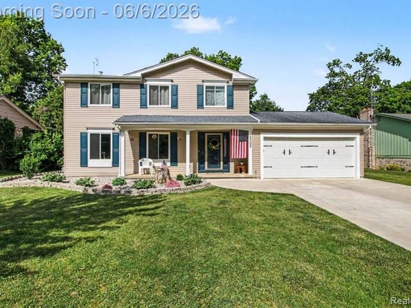 5302 Mill Wheel Drive, Grand Blanc Twp, MI 48439