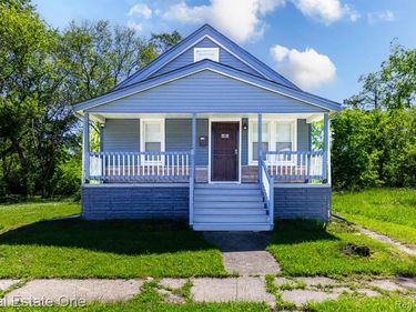 17172 Waltham Street , Detroit, MI 48205