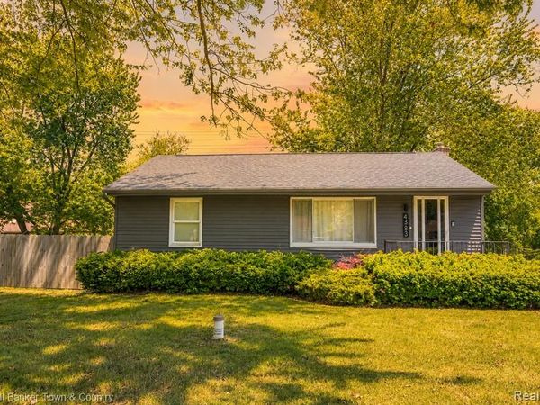 4383 Green Lake Road, West Bloomfield Twp, MI 48323