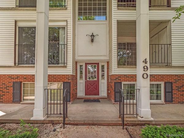 490 BALDWIN Avenue, Rochester, MI 48307