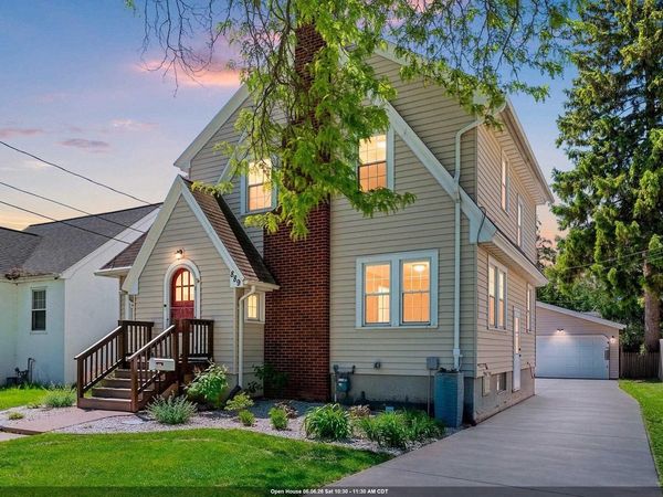 889 DOUSMAN STREET, Green Bay, WI 54303