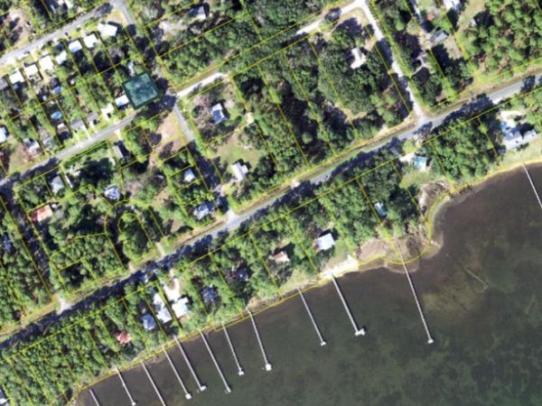 2531 Franklin Street , Lanark, FL 32322