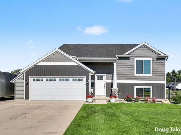 4225 Butternut Drive, Wayland, MI 49348