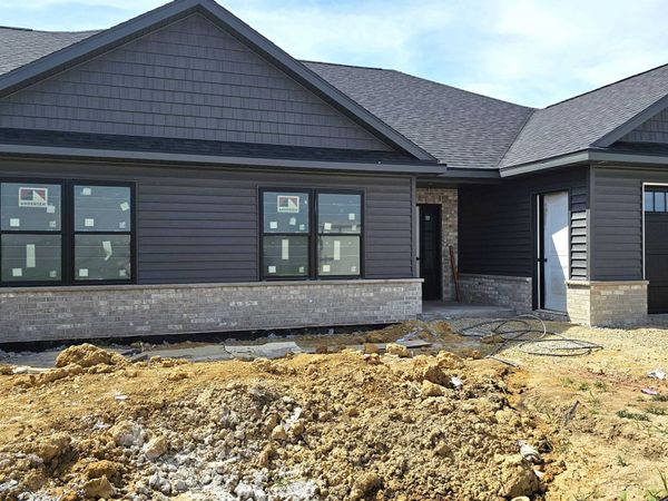 247 Gavin Circle, Peosta, IA 52068