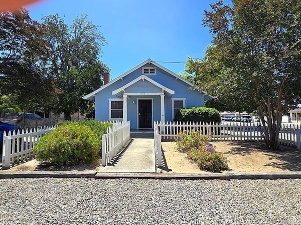 1144 D Street , Ramona, CA 92065