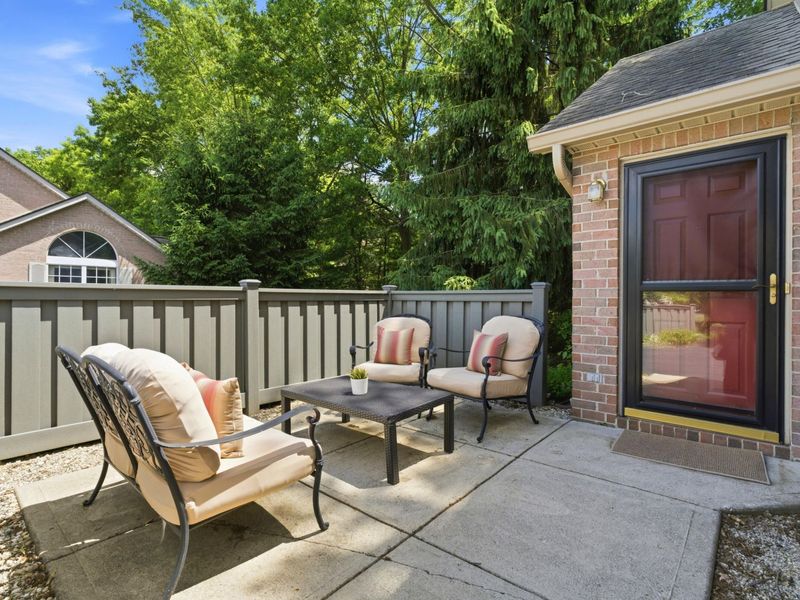 6069 Blendon Chase Drive, Unit 17, Westerville, OH 43081 Photo 27