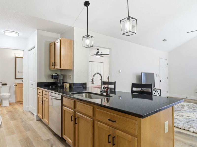 6069 Blendon Chase Drive, Unit 17, Westerville, OH 43081 Photo 9