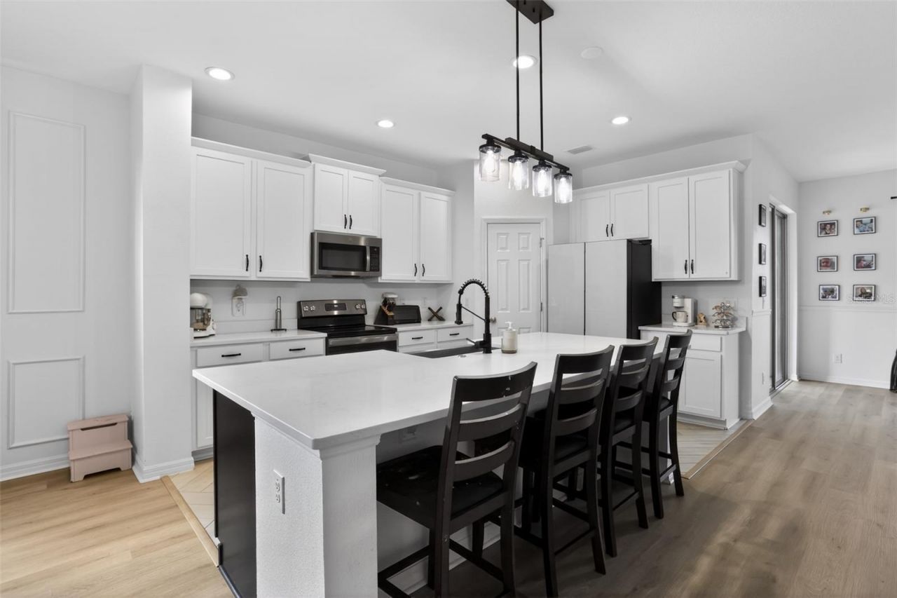 589 Jupiter Beach Road , Groveland, FL 34736 Photo