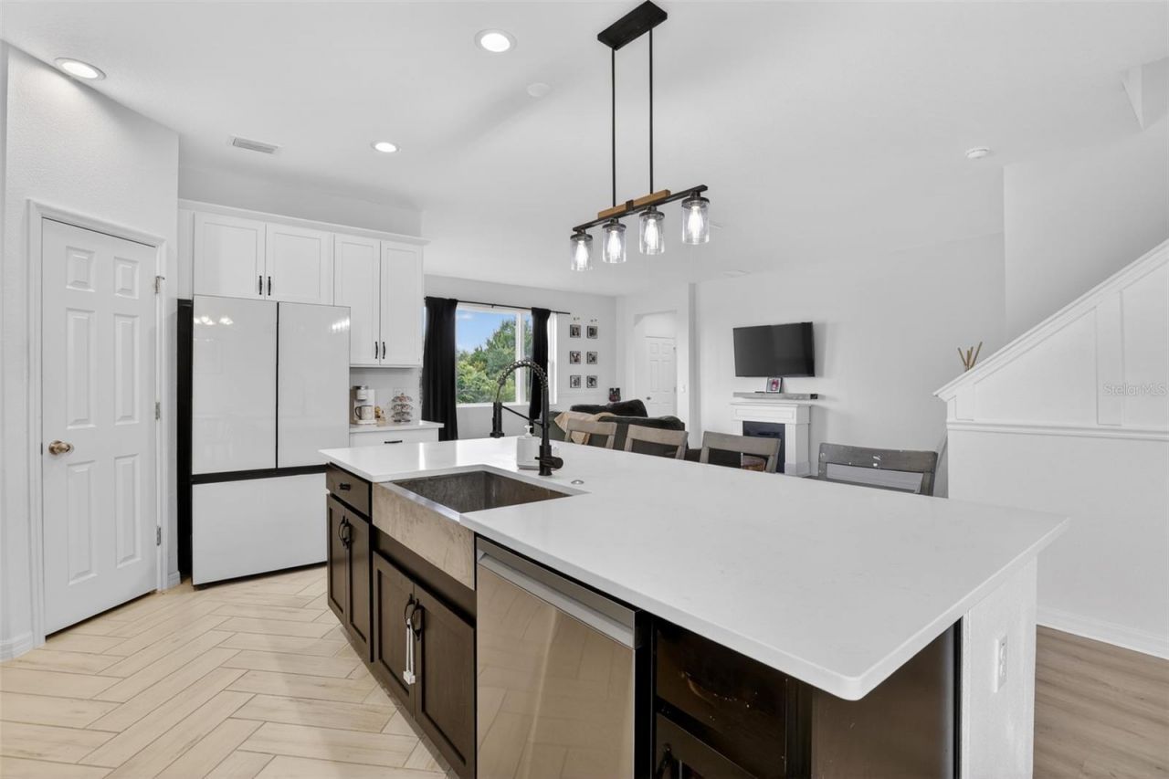 589 Jupiter Beach Road , Groveland, FL 34736 Photo