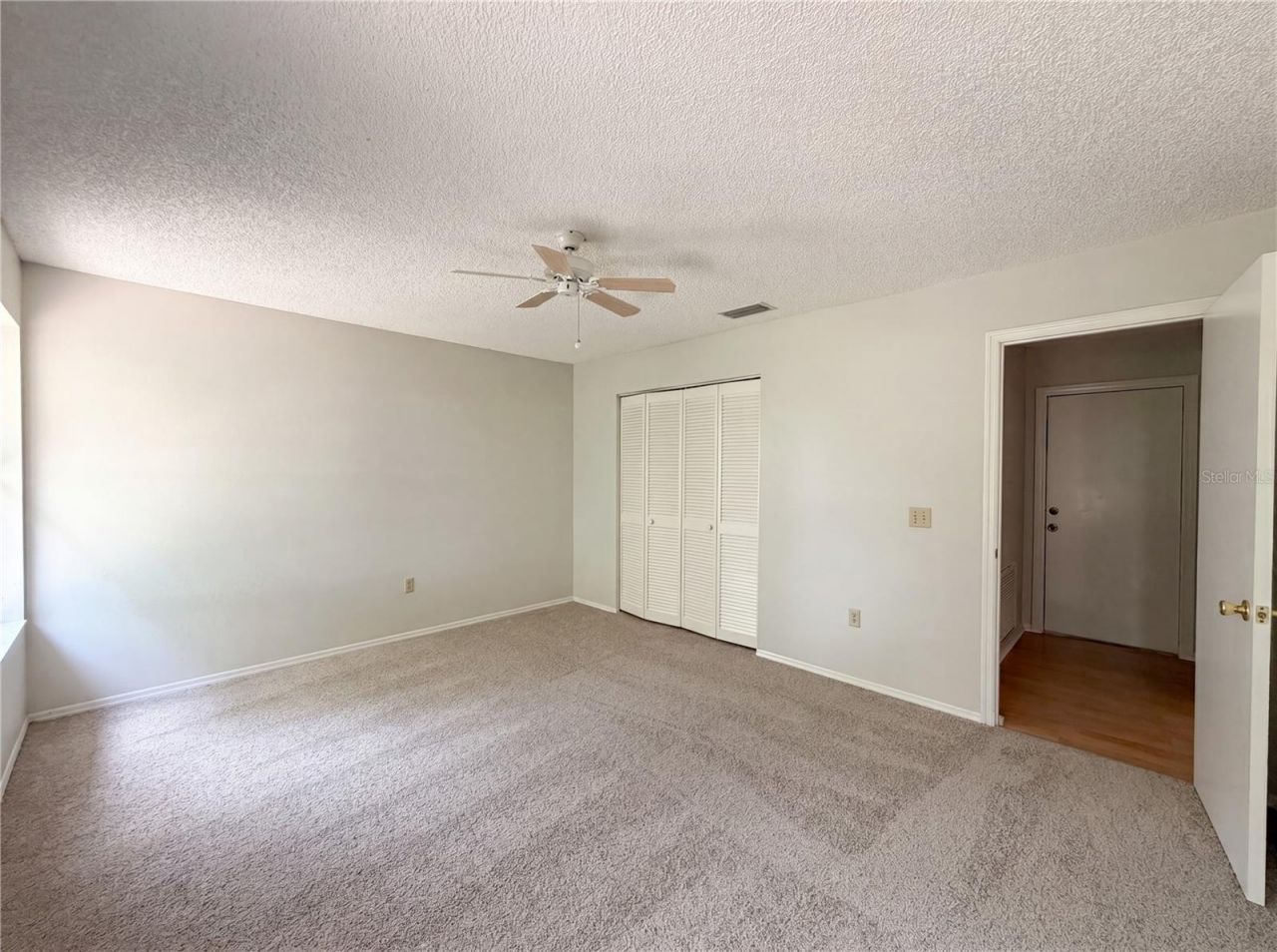 12620 Bay Hill Drive, Grand Island, FL 32735 Photo