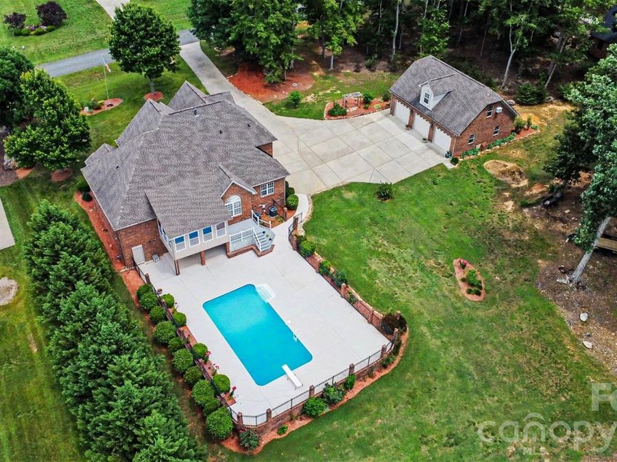 Property Image 47