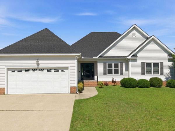 3505 Taberna Drive, Greenville, NC 27834