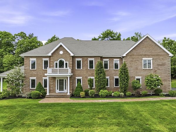 4 Quick Farm Rd, Westborough, MA 01581