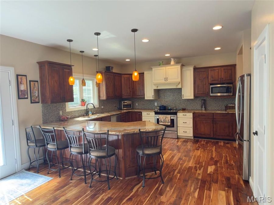 Property Image 8