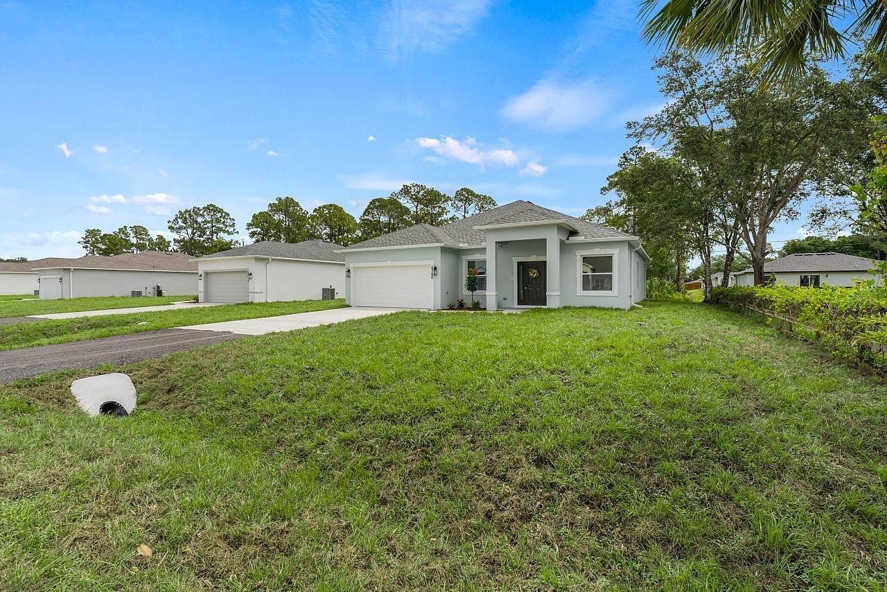 8186 104th Court, Vero Beach, FL 32967 Photo