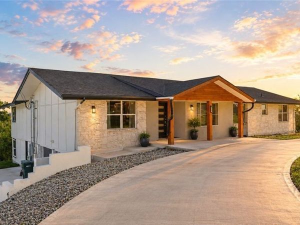 6715 Queens Crown East Street, San Antonio, TX 78233