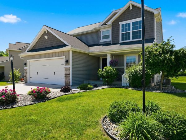 15051 Whitaker Drive, Fort Wayne, IN 46818