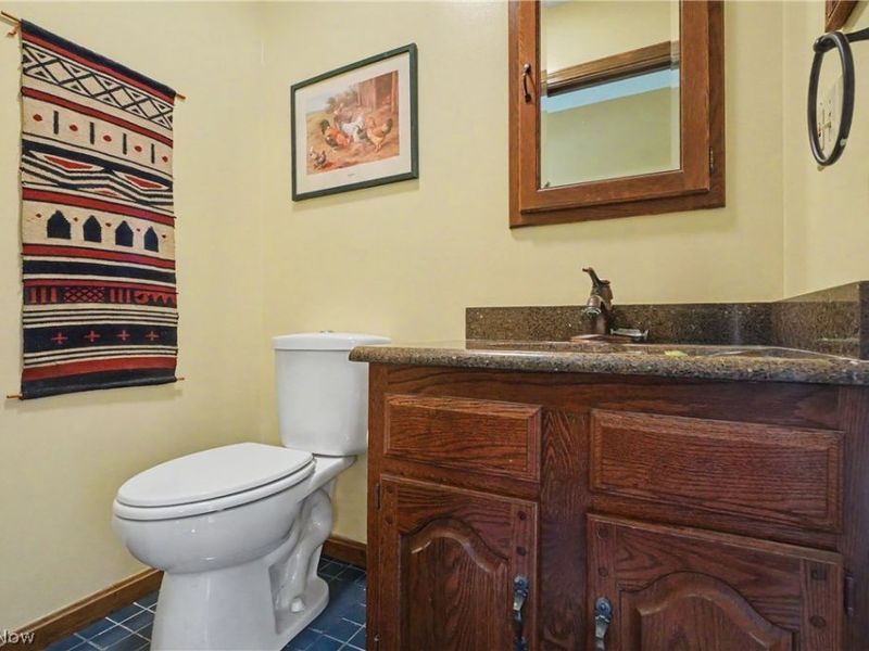 146 Habant Road, Amherst, OH 44001 Photo 11