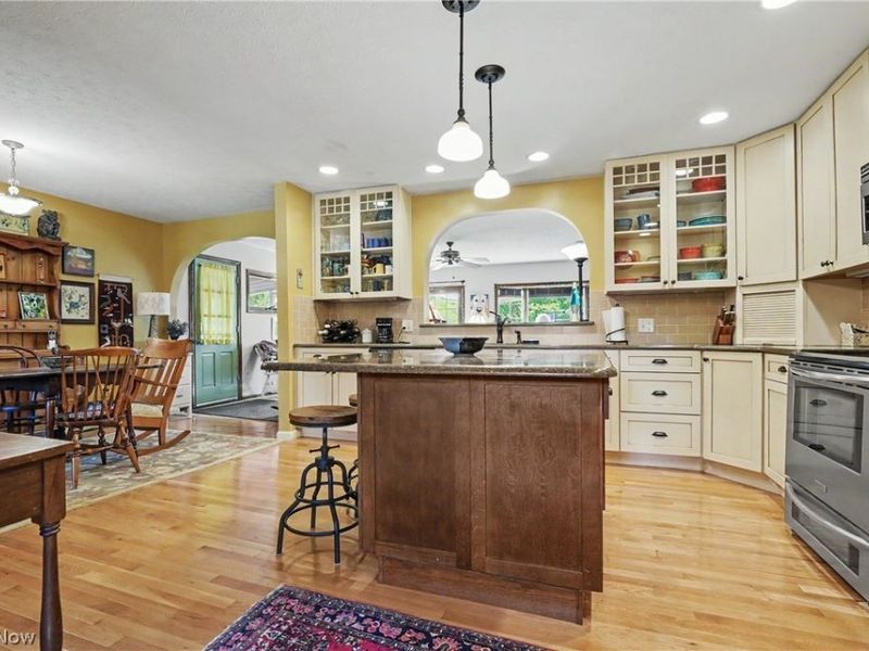 146 Habant Road, Amherst, OH 44001 Photo 7