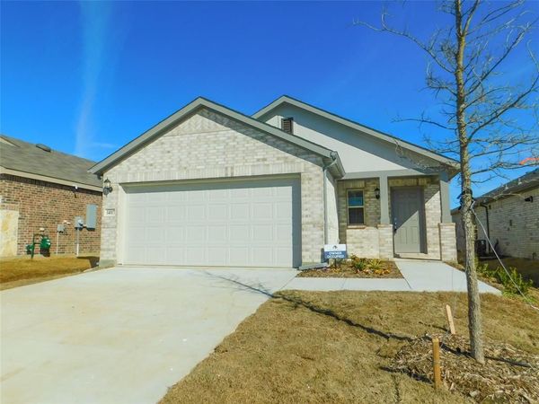 14017 Earlham Street, Pilot Point, TX 76258