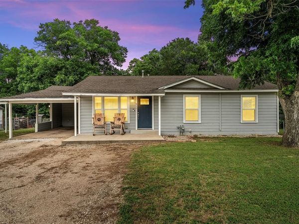 911 S Main Street , West, TX 76691