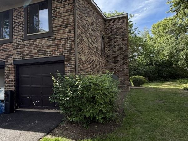 805 Waterview Circle , Unit 1, Vernon Hills, IL 60061