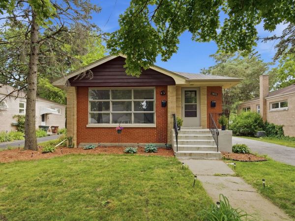 1413 Evergreen Road , Homewood, IL 60430