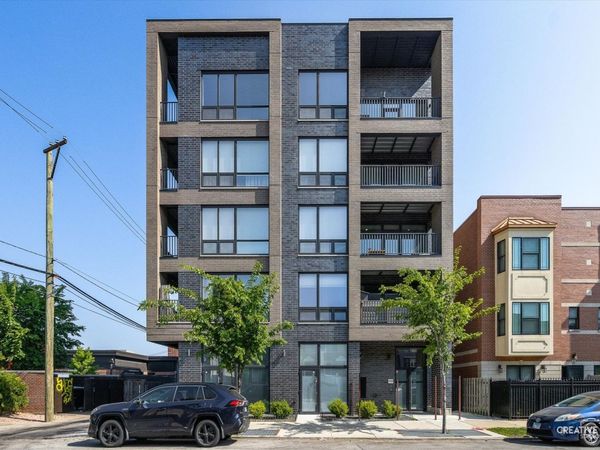 2342 W Adams Street , Unit 202, Chicago, IL 60612