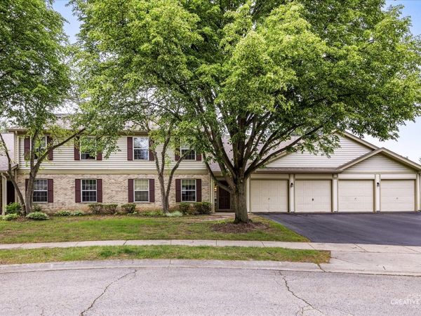 1103 Stratford Court, Unit C, Elgin, IL 60120