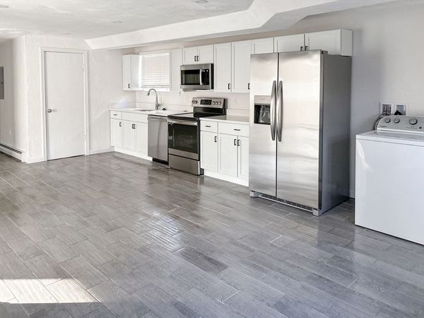 35 Hichborn St, Unit 1, Revere, MA 02151