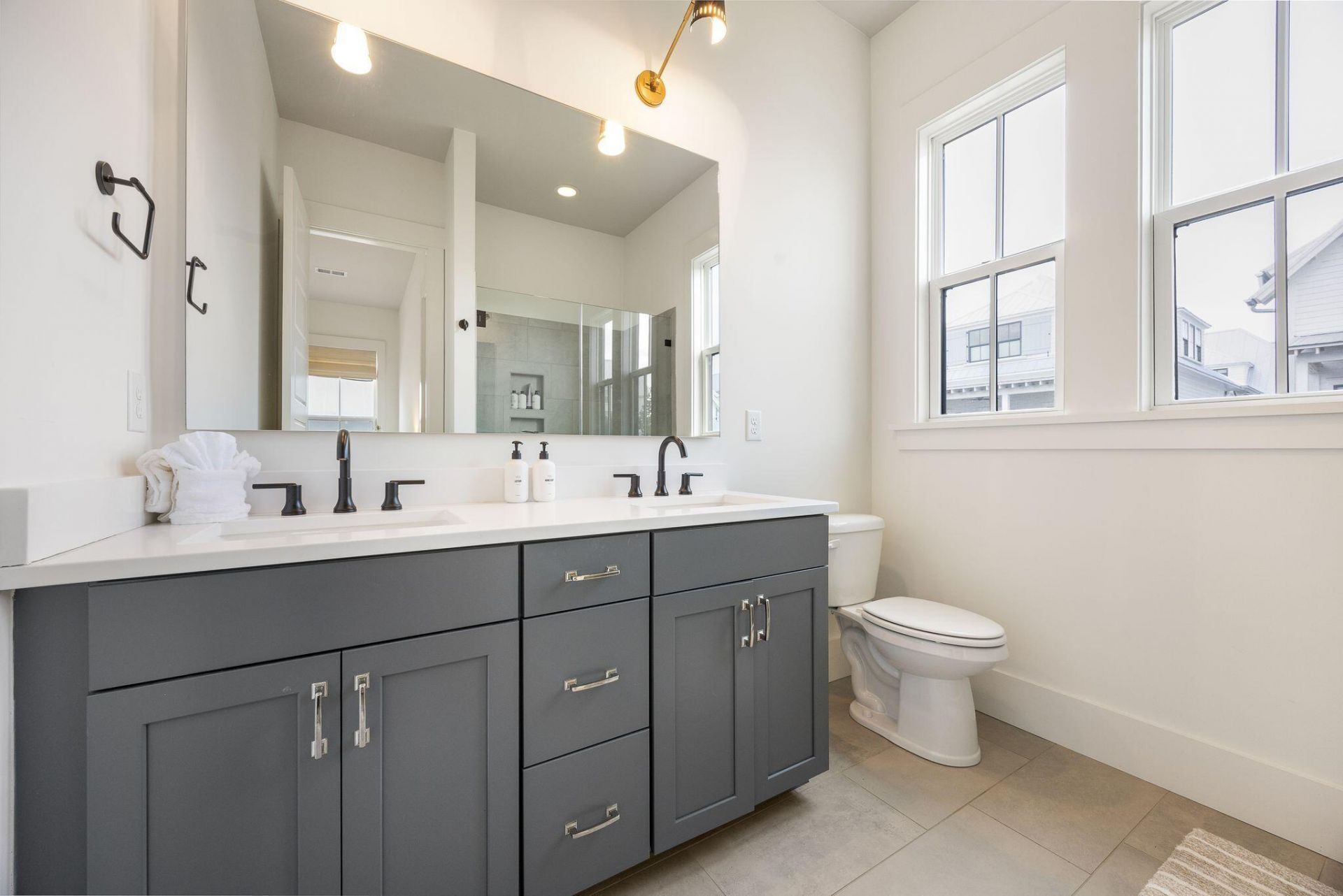 2551 Helmsman Road Photo 17