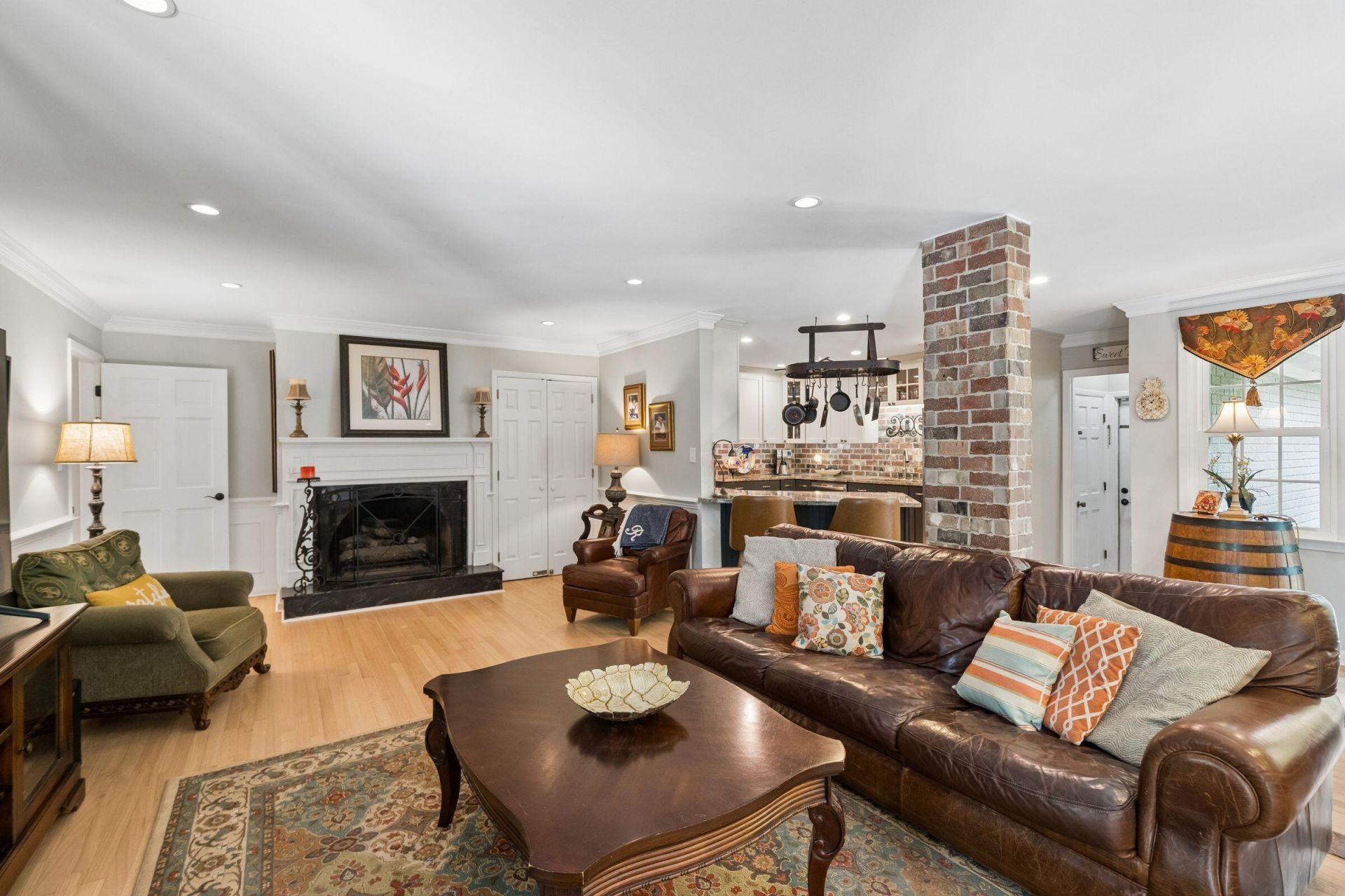 108 President Circle Photo 26