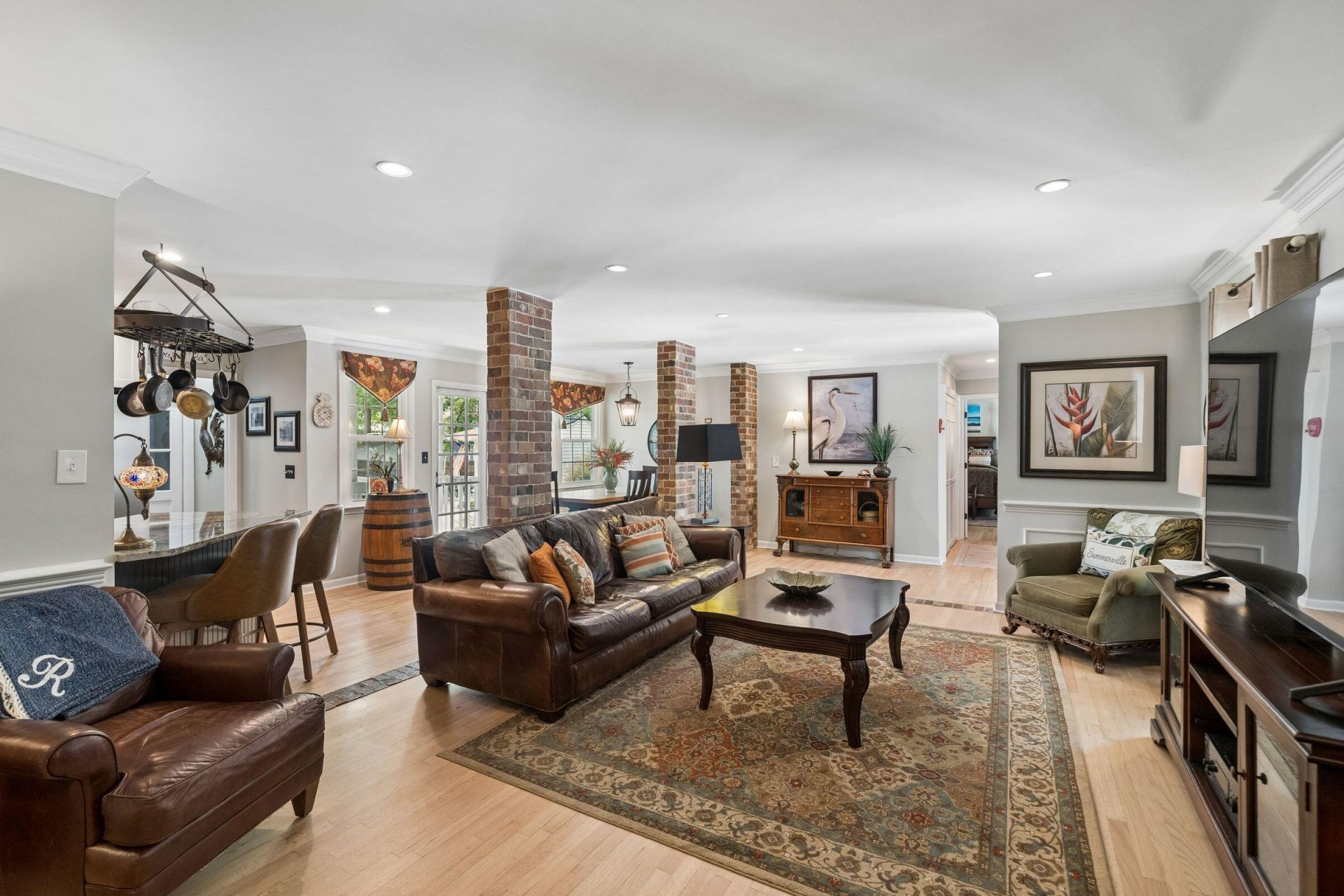 108 President Circle Photo 27