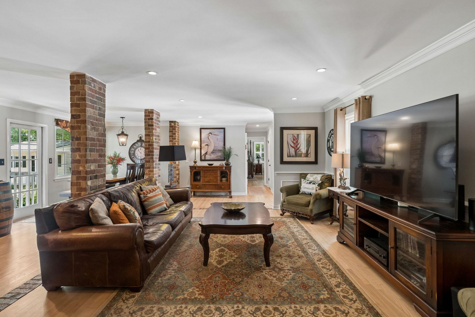 108 President Circle Photo 28