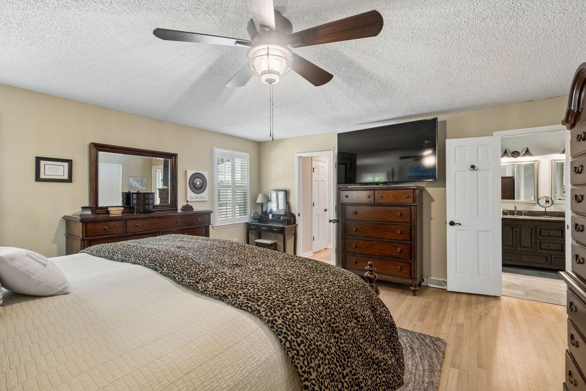 108 President Circle Photo 32