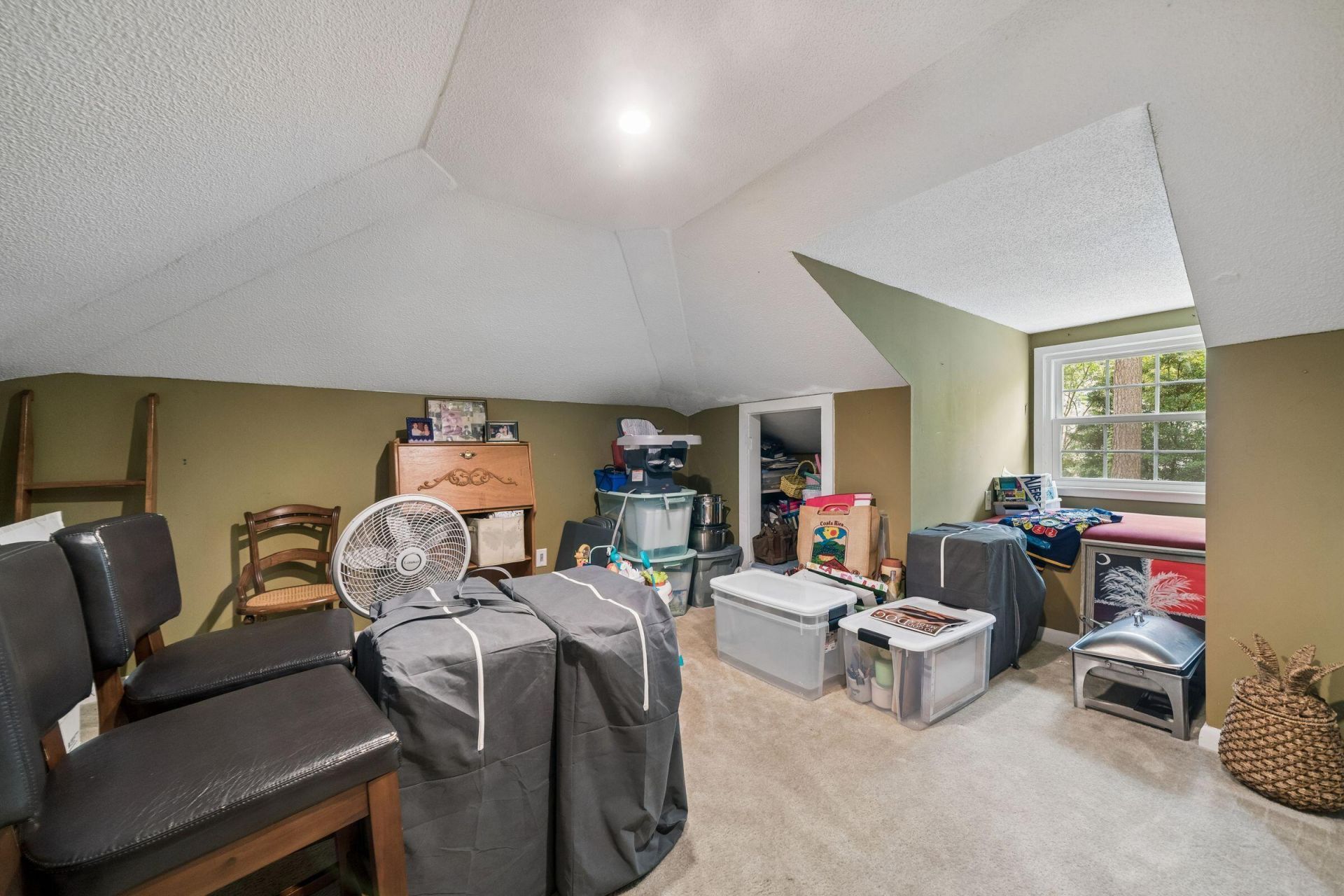 108 President Circle Photo 51
