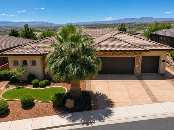 372 S LEONI WAY , Washington, UT 84780