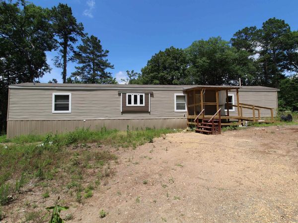 2230 Grant 29 Road, Pine Bluff, AR 71603