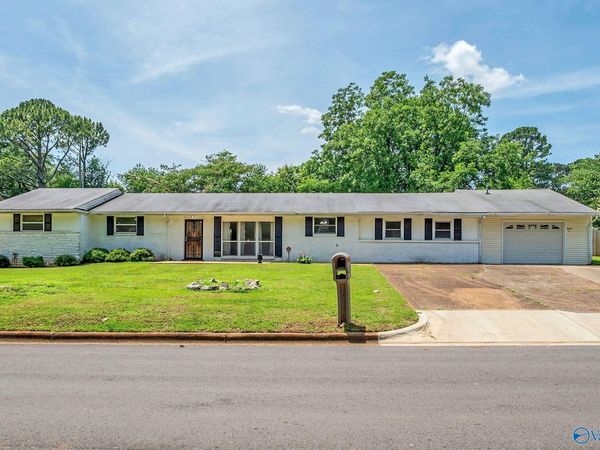 307 Harolds Drive NW, Huntsville, AL 35806
