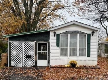 15 Lobue Lane , Buffalo, NY 14225