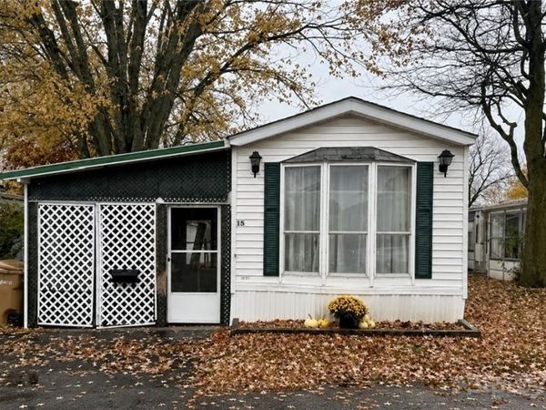 15 Lobue Lane, Buffalo, NY 14225
