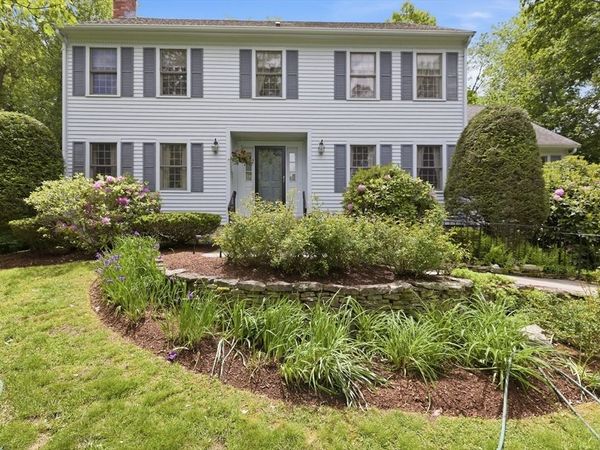 1 Battleview Circle, Lexington, MA 02420