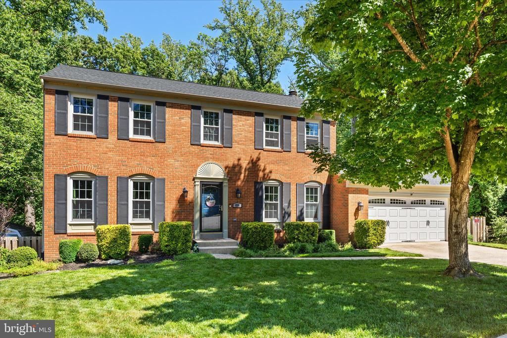 8201 RUNNING CREEK COURT, SPRINGFIELD, VA 22153