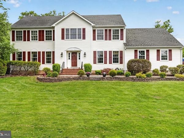 1 WALKING PURCHASE DRIVE, PENNINGTON, NJ 08534