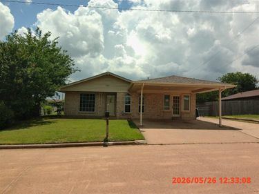 4829 SE Ellsworth Ave, Lawton, OK 73501
