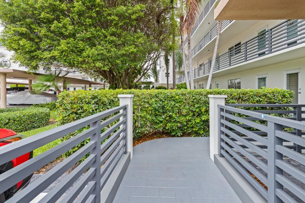 3351 Spanish Trail, Unit 115, Delray Beach, FL 33483 Photo