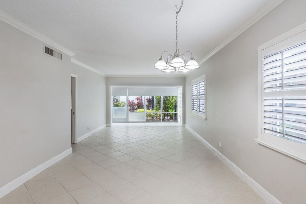 3351 Spanish Trail, Unit 115, Delray Beach, FL 33483 Photo
