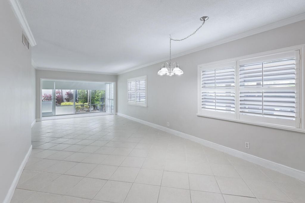 3351 Spanish Trail, Unit 115, Delray Beach, FL 33483 Photo
