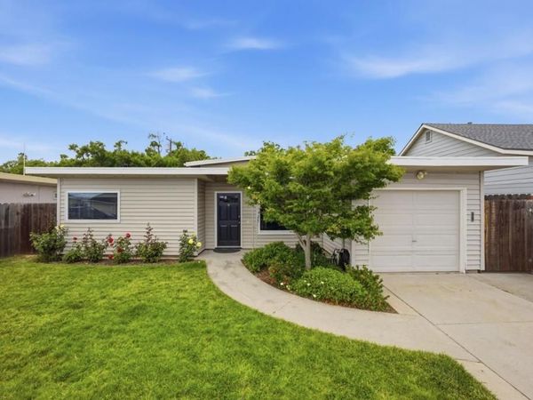 1425 Royal Avenue, San Mateo, CA 94401